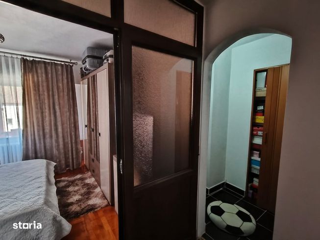 Confort si spatiu – apartament 3 camere, zona Republicii, Targu Jiu-15