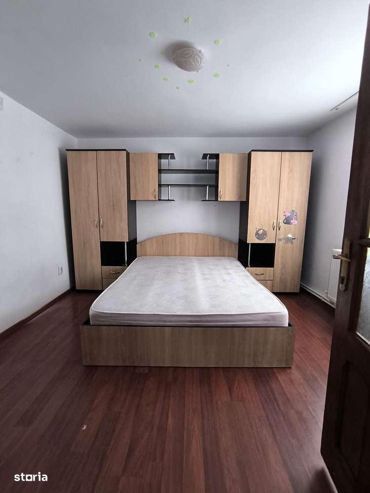 Vila de vanzare Valea Adanca - Pepinierei, asfalt, toate utilitatile-10