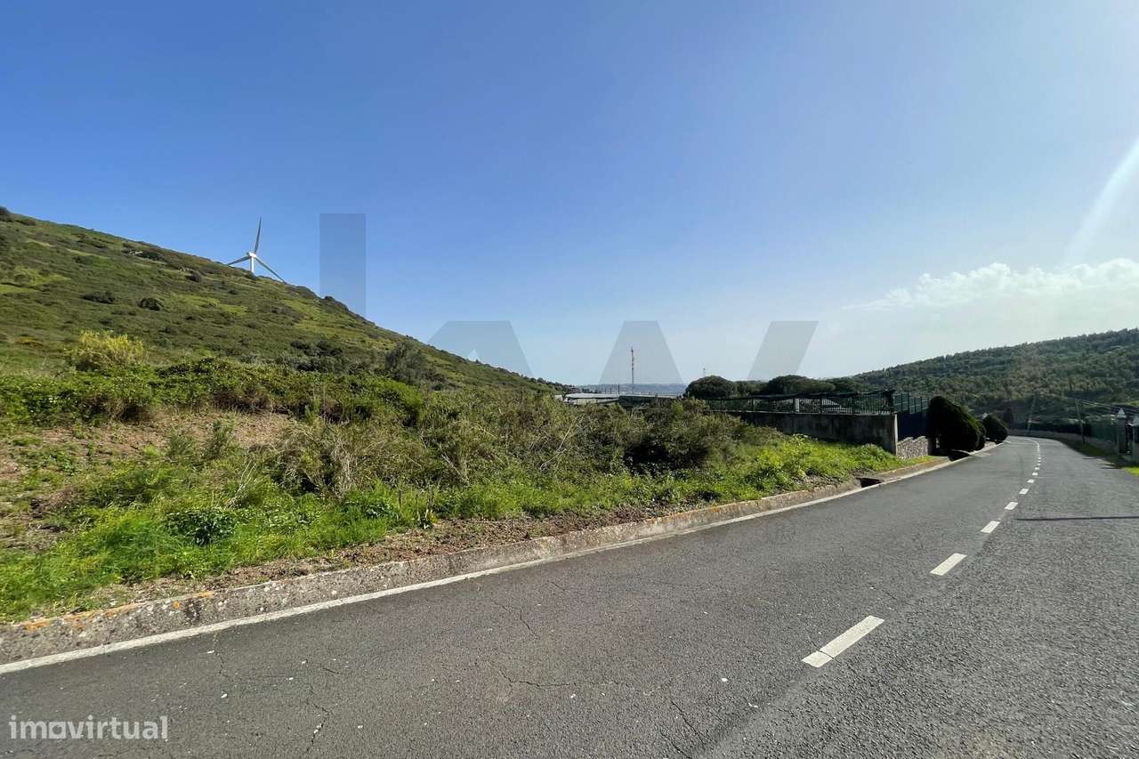 Terreno urbano com viabilidade de construção para armazém - 1.725m2 - Grande imagem: 5/18