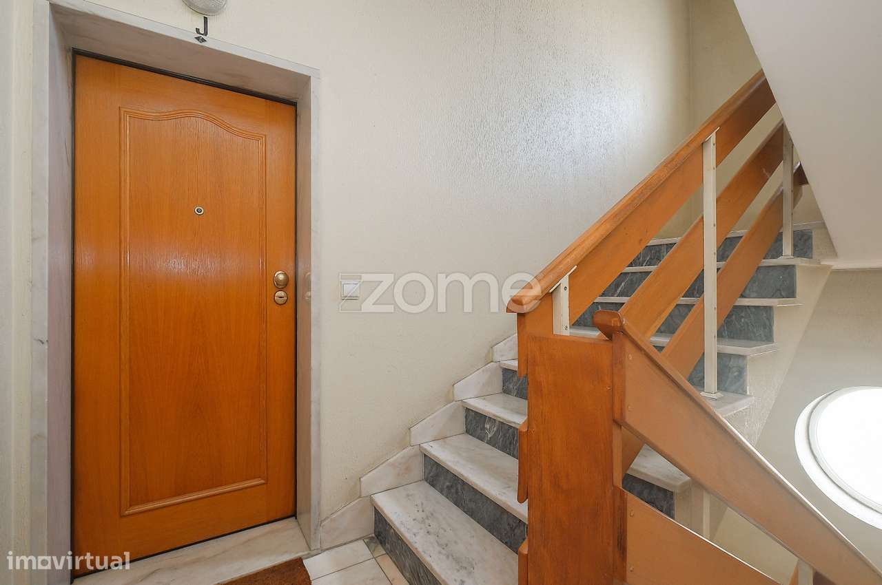 Apartamento T2 com 3 Lugares de Garagem | Alvide, Alcabideche, Cascais-20