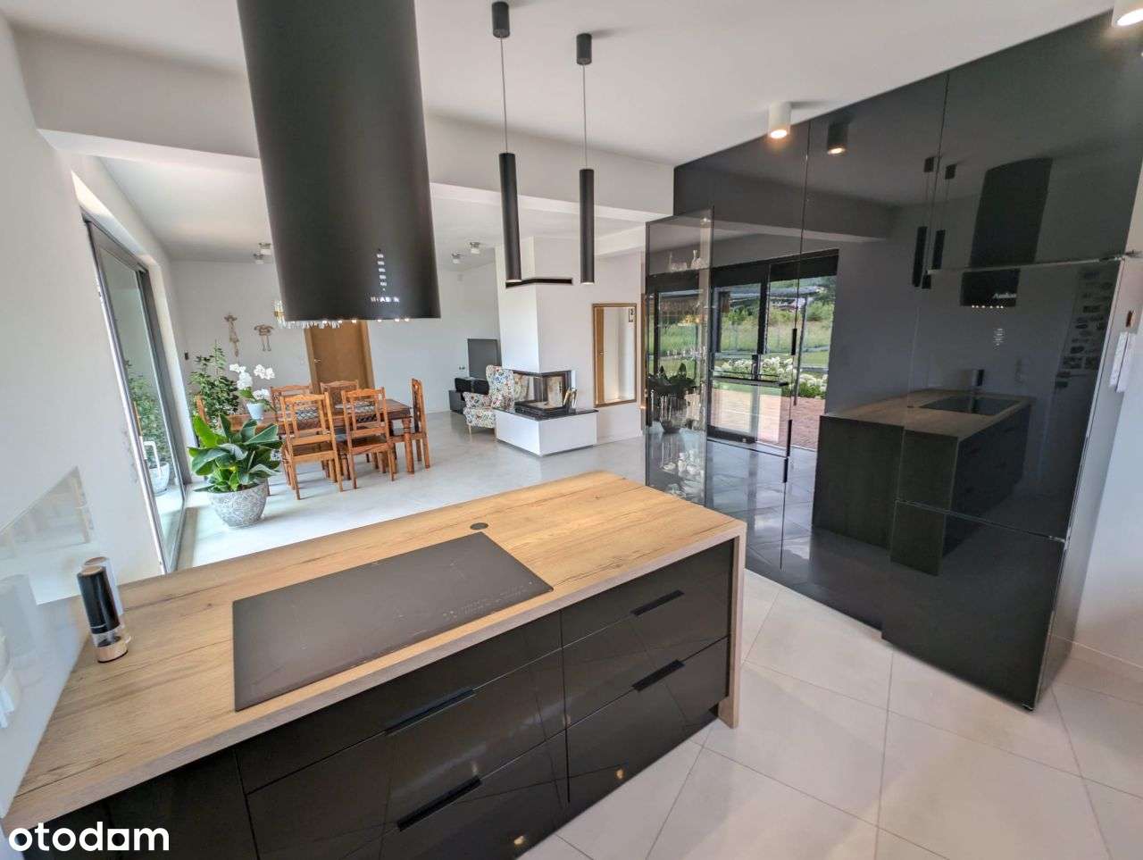 Nowoczesny parterowy dom z klasą w cichej widokowe-7