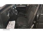 VW Passat Variant 2.0 TDi Business DSG - 8