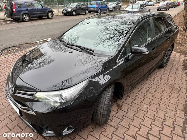 Toyota Avensis 2.0 Premium MS - 2