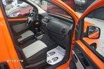 Fiat Qubo - 13