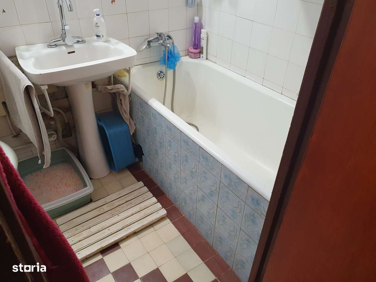 Vanzare-4 camere-1/4-dec-Dr Taberei-Cetatea Histria-reabilitat-165000E-6