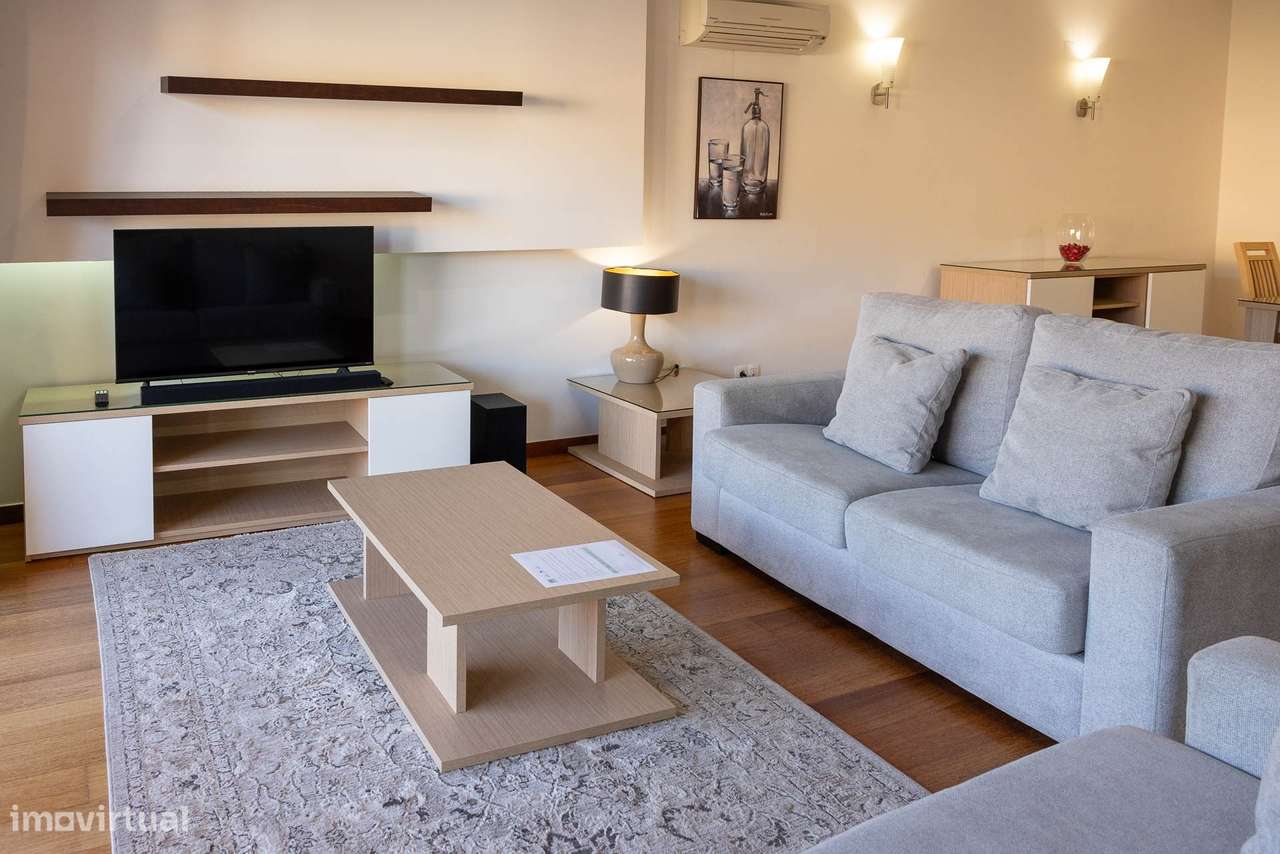 ESPLÊNDIDO T2 PERTO DA PRAIA DA LUZ COM FORTE POTENCIAL DE ARRENDAMENT - Grande imagem: 5/26