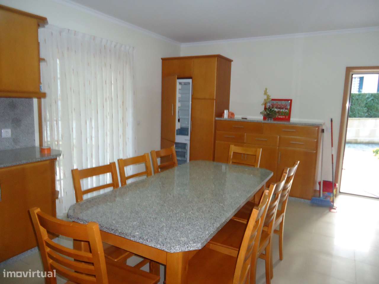 Moradia T3 isolada com 249m² - Grande imagem: 5/19