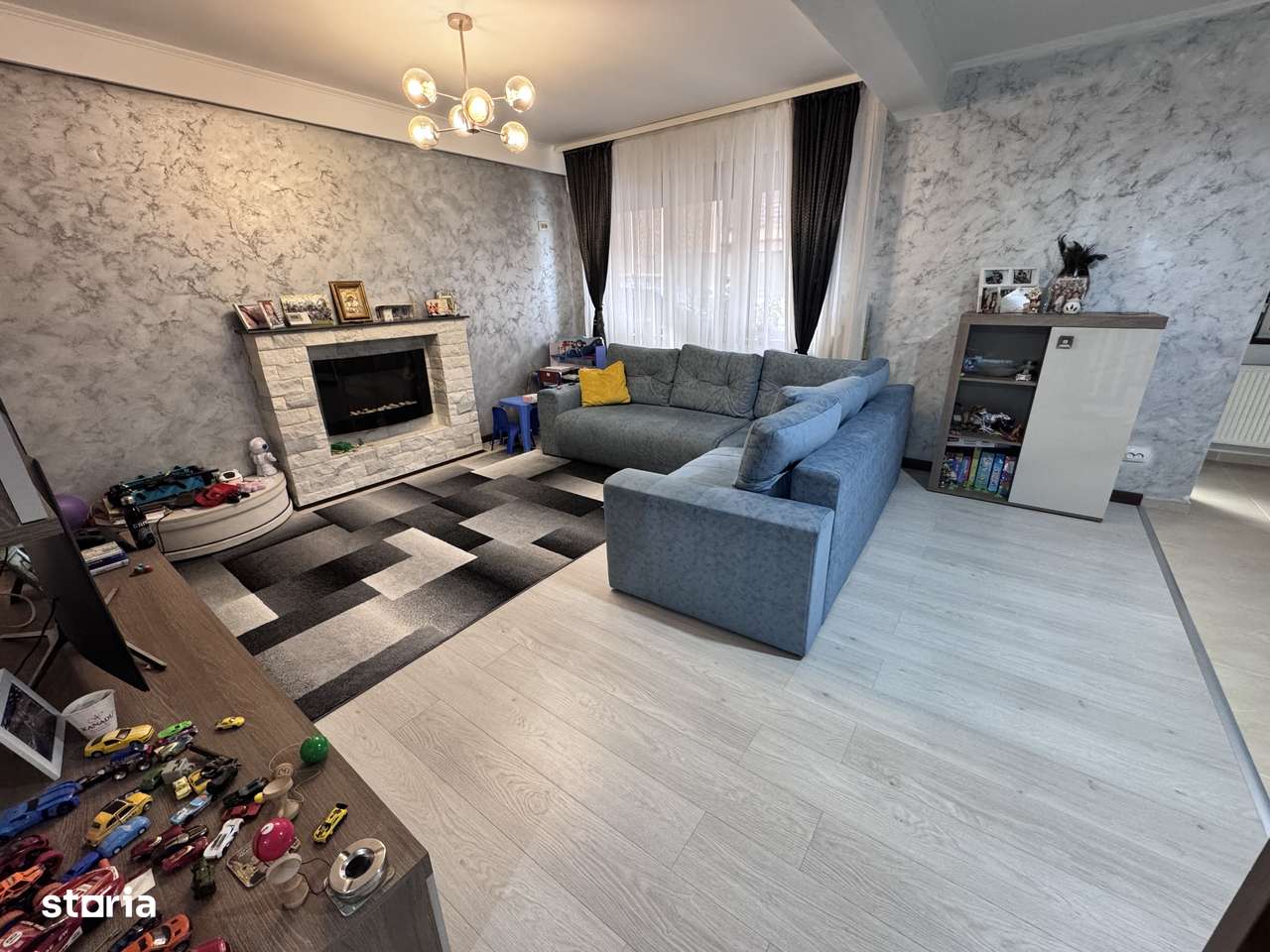 Casa pozitie buna mobilta-utilata in complex inchis P+1+Pod locuibil - Imagine principală: 2/20