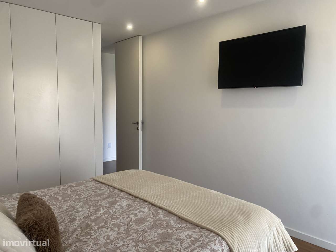 Apartamento T3 no coração da Vila de Prado - Grande imagem: 5/32