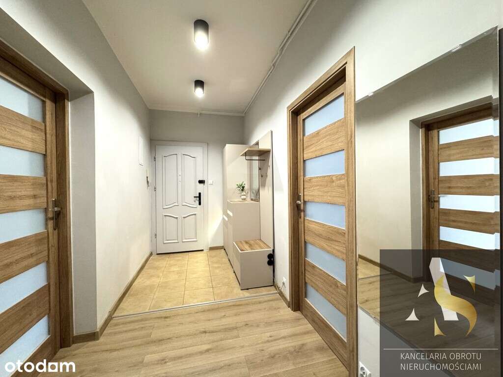 Przestronne mieszkanie na parterze, przy deptaku-9