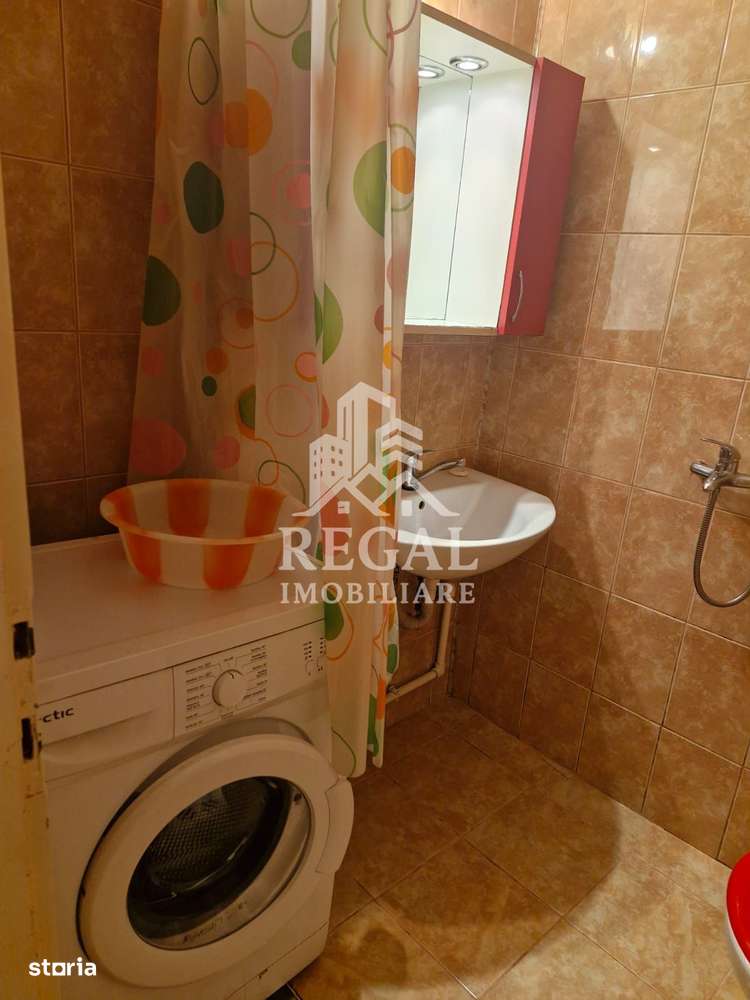 Garsonieră de vânzare – Zona Micro 6 | Parter înalt | Mobilată-6