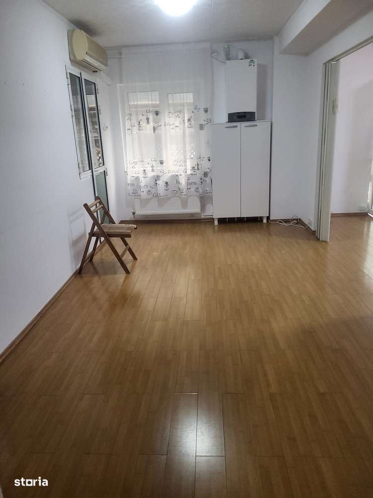 Mangalia apartament  5camere Soseaua Constantei de vanzare - Imagine principală: 5/13