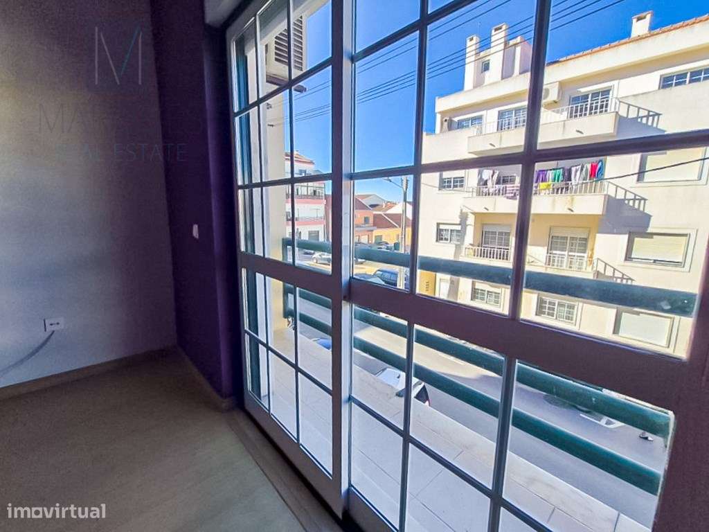 Apartamento T3 com Arrecadação e Estacionamento no Pinhal Novo - Grande imagem: 4/21