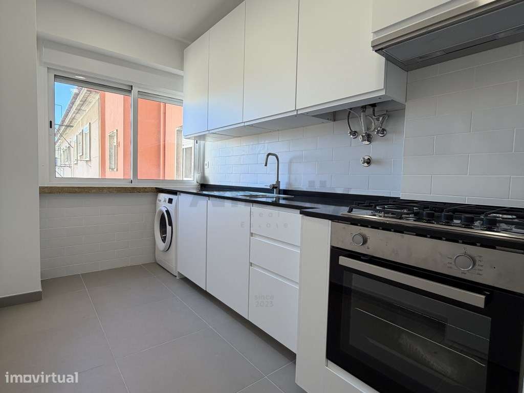 T2 em Pleno Coração da Avenida de Roma - Grande imagem: 3/15