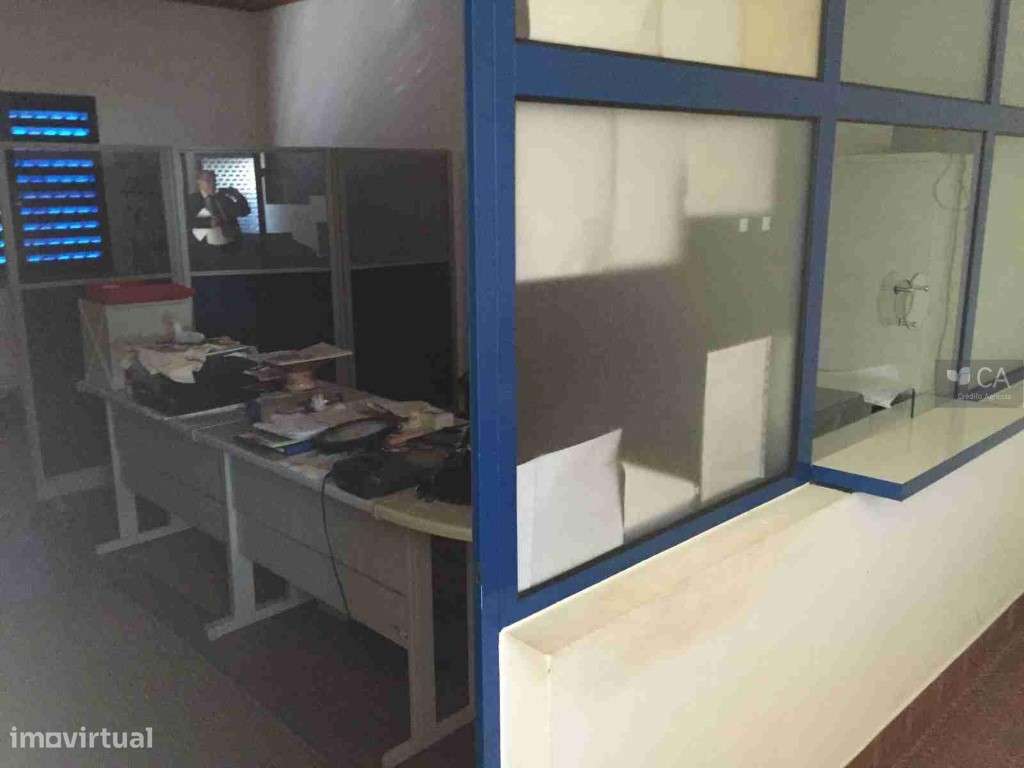 Armazem Industrial em Vale de Santiago - Grande imagem: 2/9