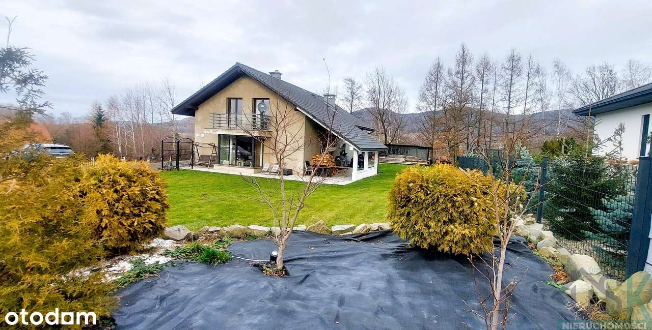 Nowoczesny dom z kominkiem w Brennej - Pełny obrazek: 3/20