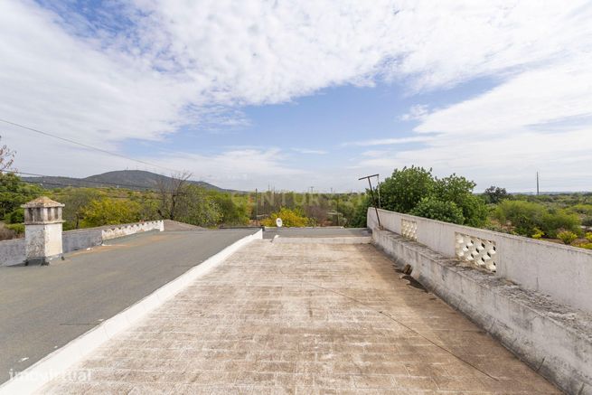 Oportunidade Única no Algarve – Propriedade de 33.840m² com duas morad-25