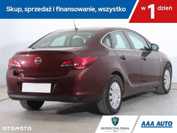 Opel Astra - 6