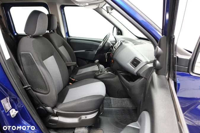 Fiat Doblo 1.6 16V Multijet Emotion - 31