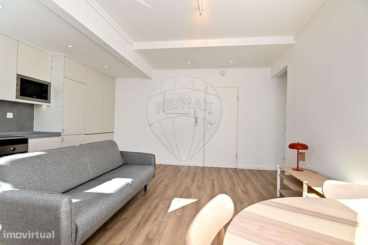 Apartamento T1 para arrendamento - Grande imagem: 1/14