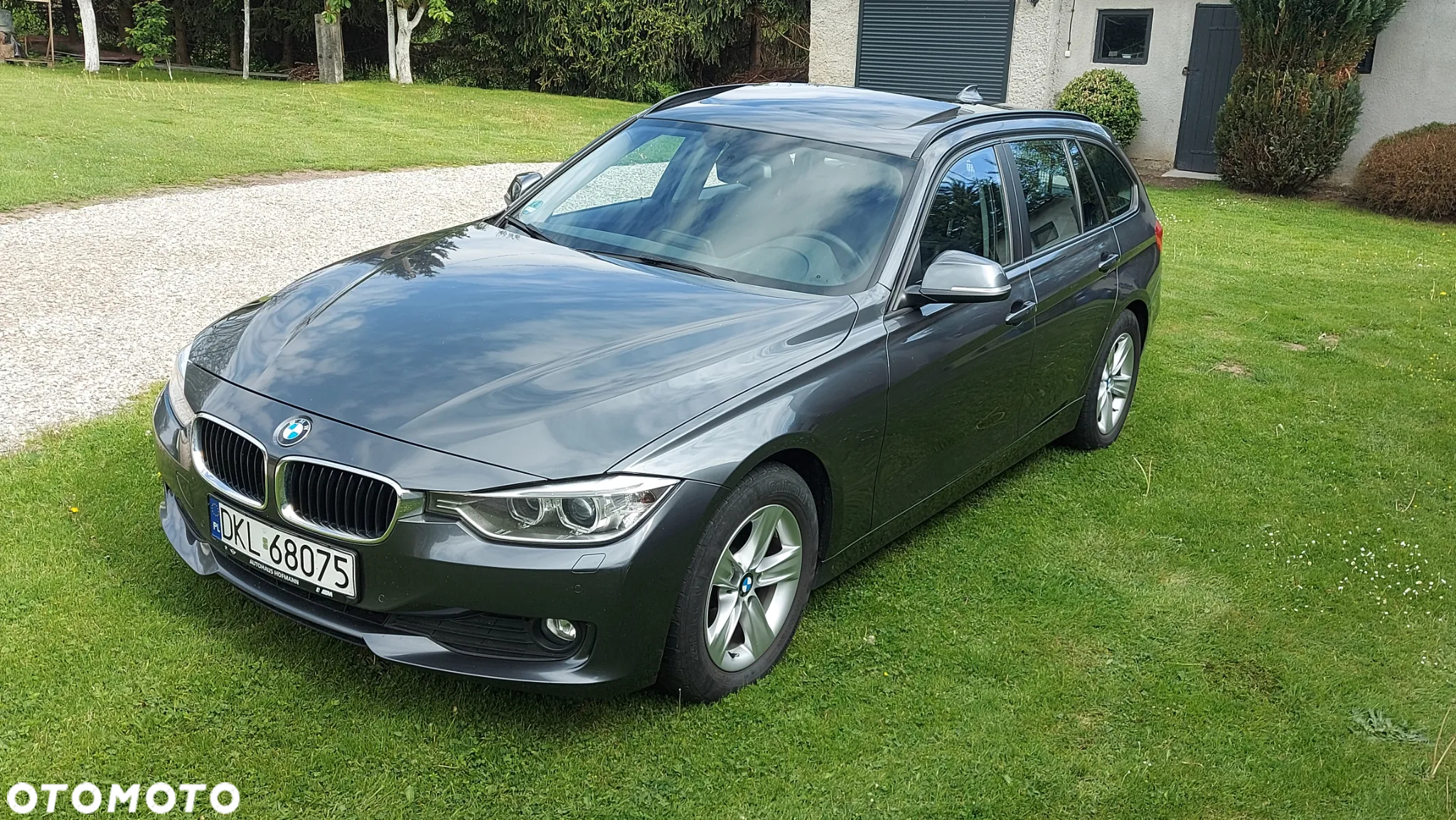 BMW Seria 3 318d Touring - 12