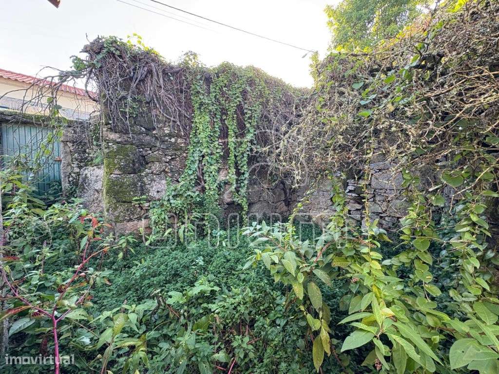 Propriedade para recuperar em Deão-12