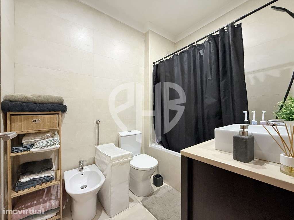 T3 PRONTO A HABITAR NO BARREIRO - CONFORTO, LOCALIZAÇÃO E QUALIDADE...-38