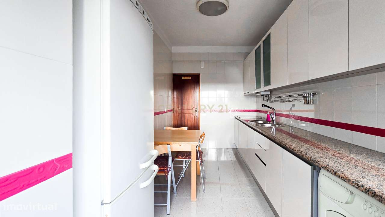 Apartamento T2 no Barreiro-10