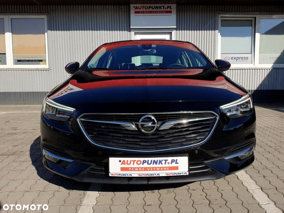 Opel Insignia - 8