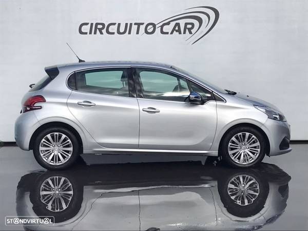 Peugeot 208 1.6 BlueHDi Allure - 10