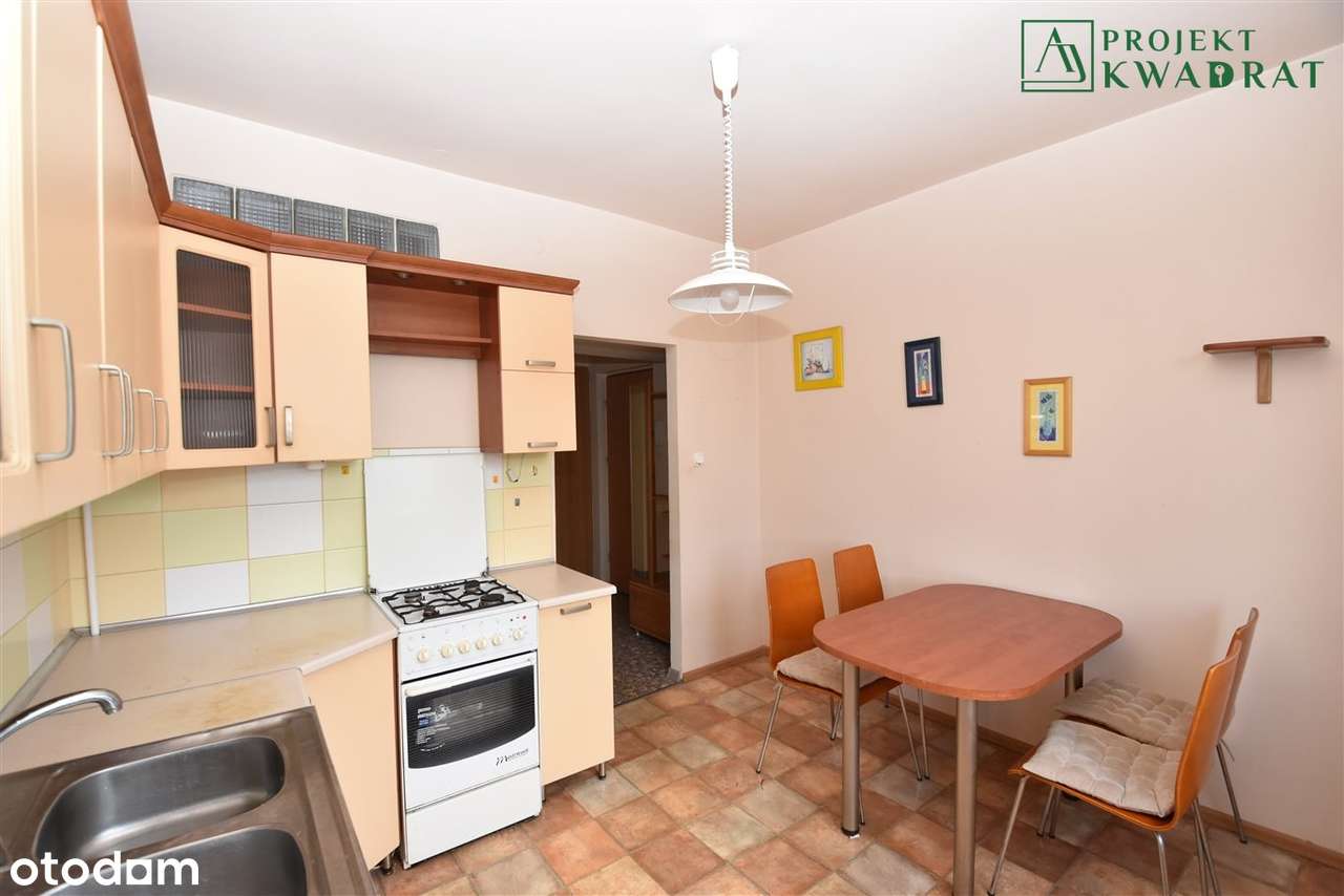 Słoneczne mieszkanie z balkonem| Piętro 2|Łabędy-7