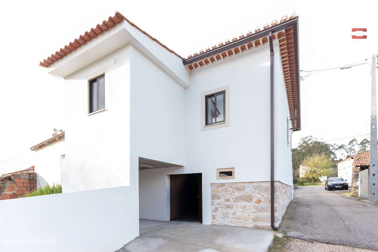 Moradia T1+1 renovada em Perulheira, S. Mamede - Grande imagem: 2/14