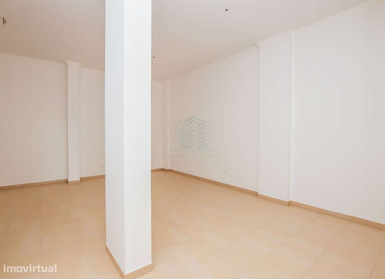 Loja para comércio/serviços com 120m² em Torres Novas-8