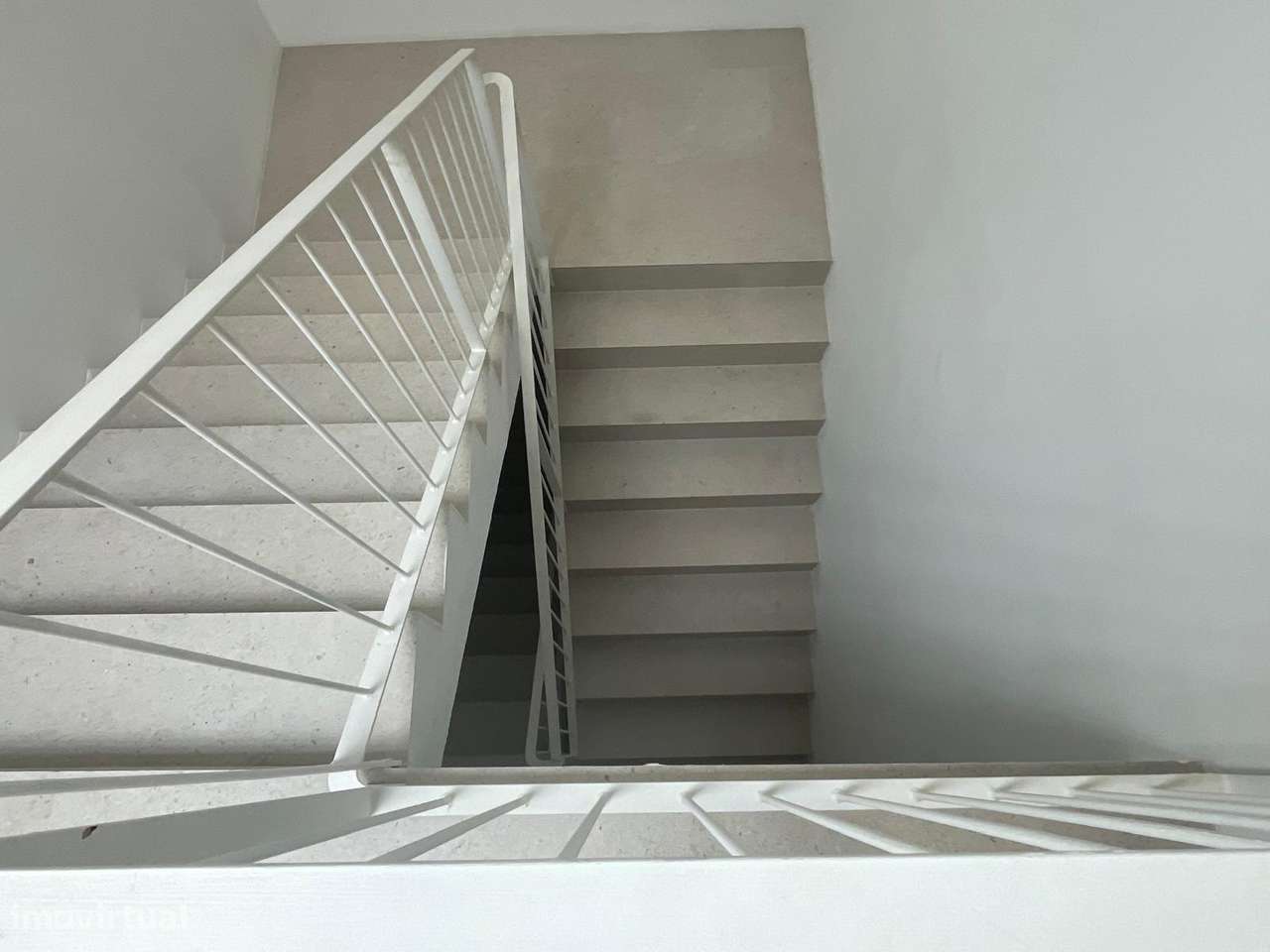 Penthouse T2 de Luxo Av. da República (Gaia)-24