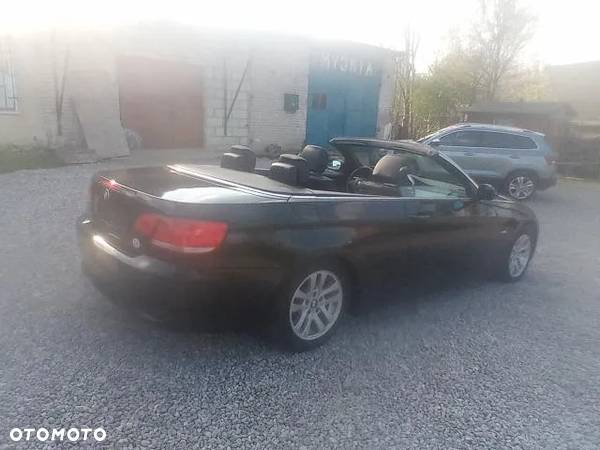 BMW Seria 3 320i - 4