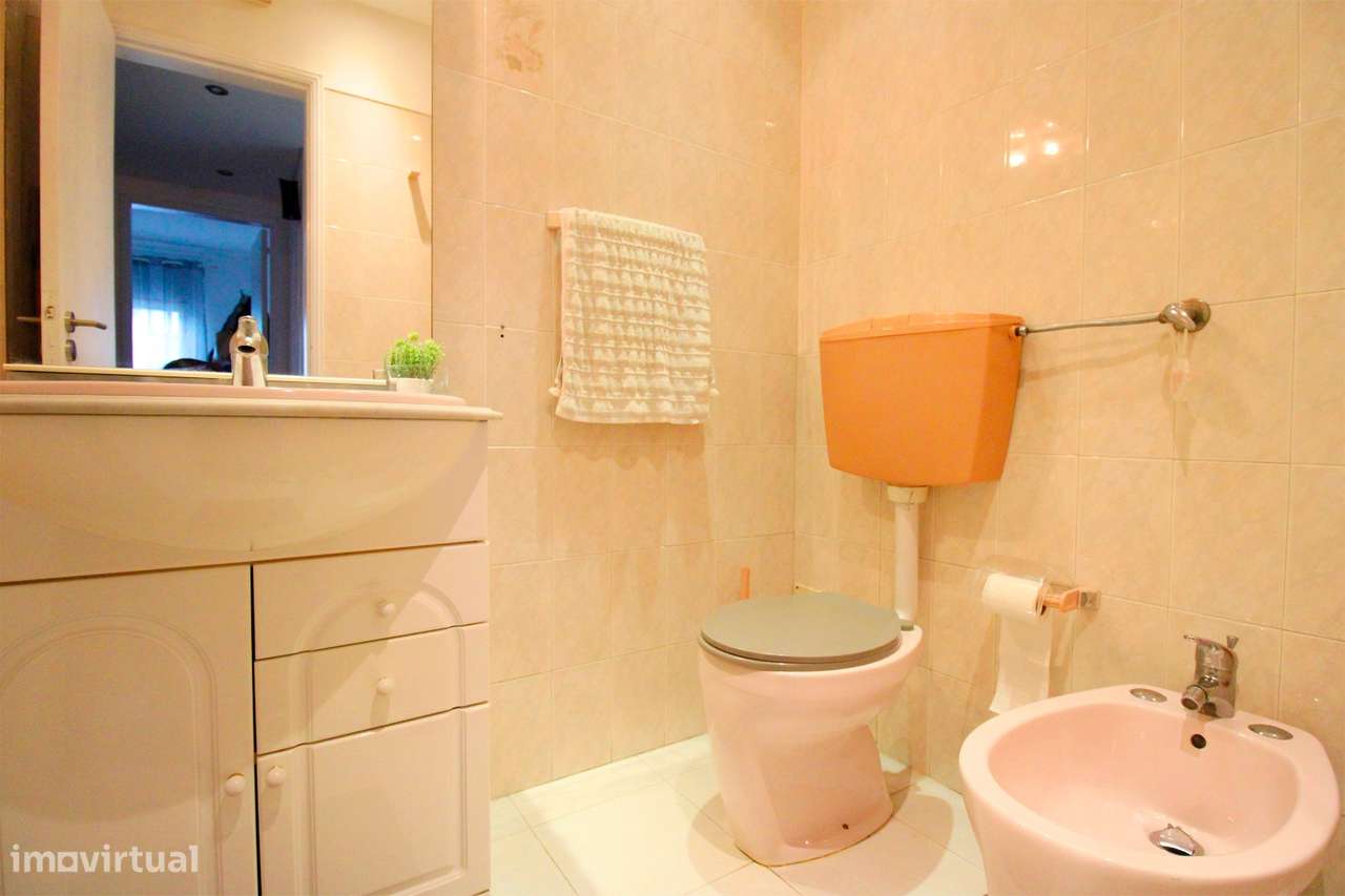 Apartamento T3 Amora -Seixal-20