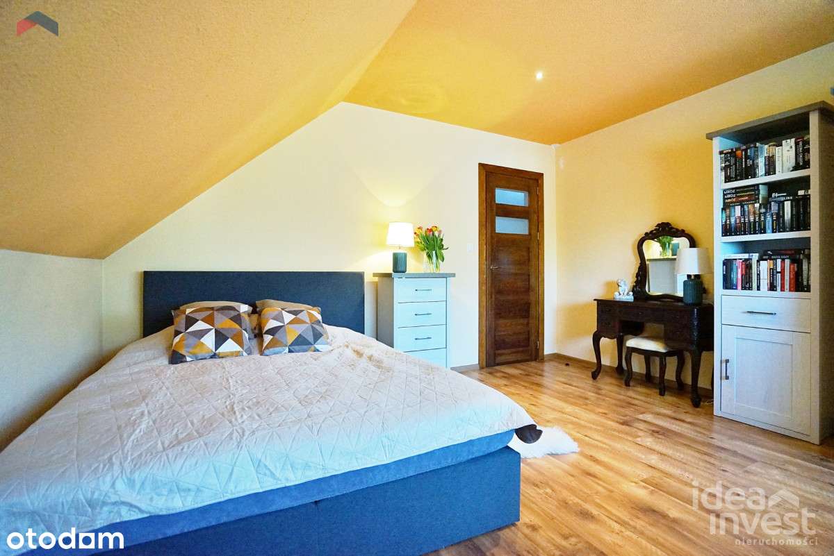 Duży dom z pięknym ogrodem w urokliwej wsi-11