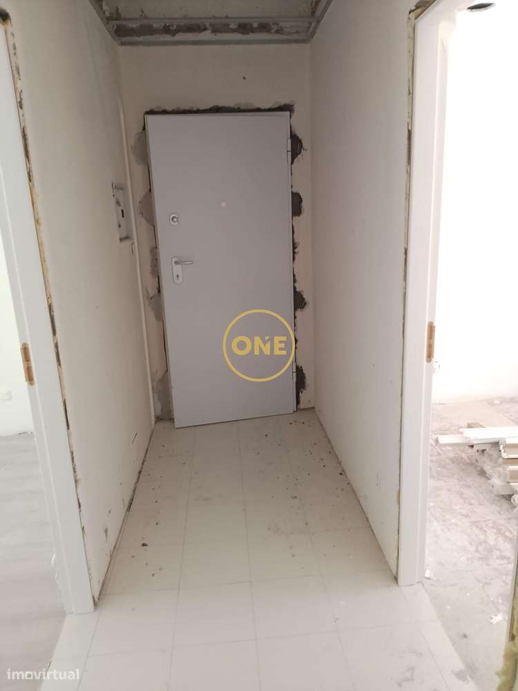 Apartamento T3 2 andar Remodelado em Benavente - Grande imagem: 2/9