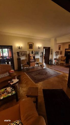 Resedinta cu 5 camere in centrul Bucurestiului-6