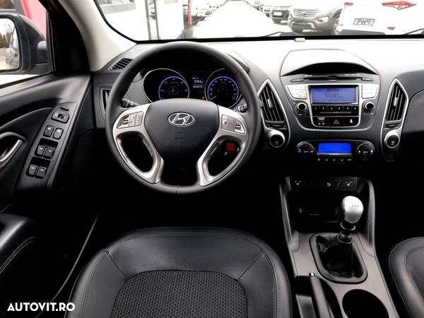 Hyundai ix35 2.0 CRDi 4WD Style - 14