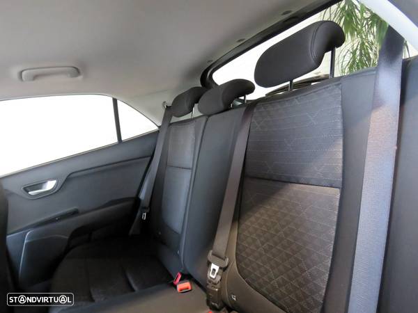 Kia Rio 1.2 CVVT Dynamic - 11