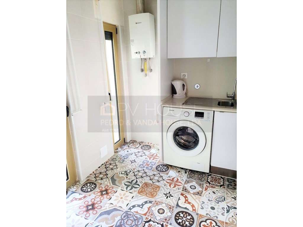 Apartamento T0+1 Avenidas Novas, Lisboa-11