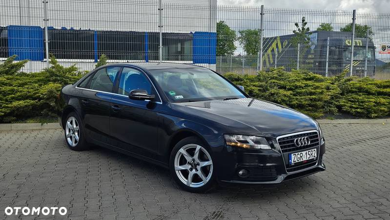 Audi A4 2.0 TDI - 9