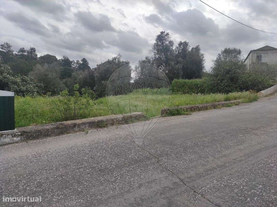 Terreno  para venda - Grande imagem: 2/5