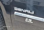 GMC Yukon Denali 6.2 XL - 8