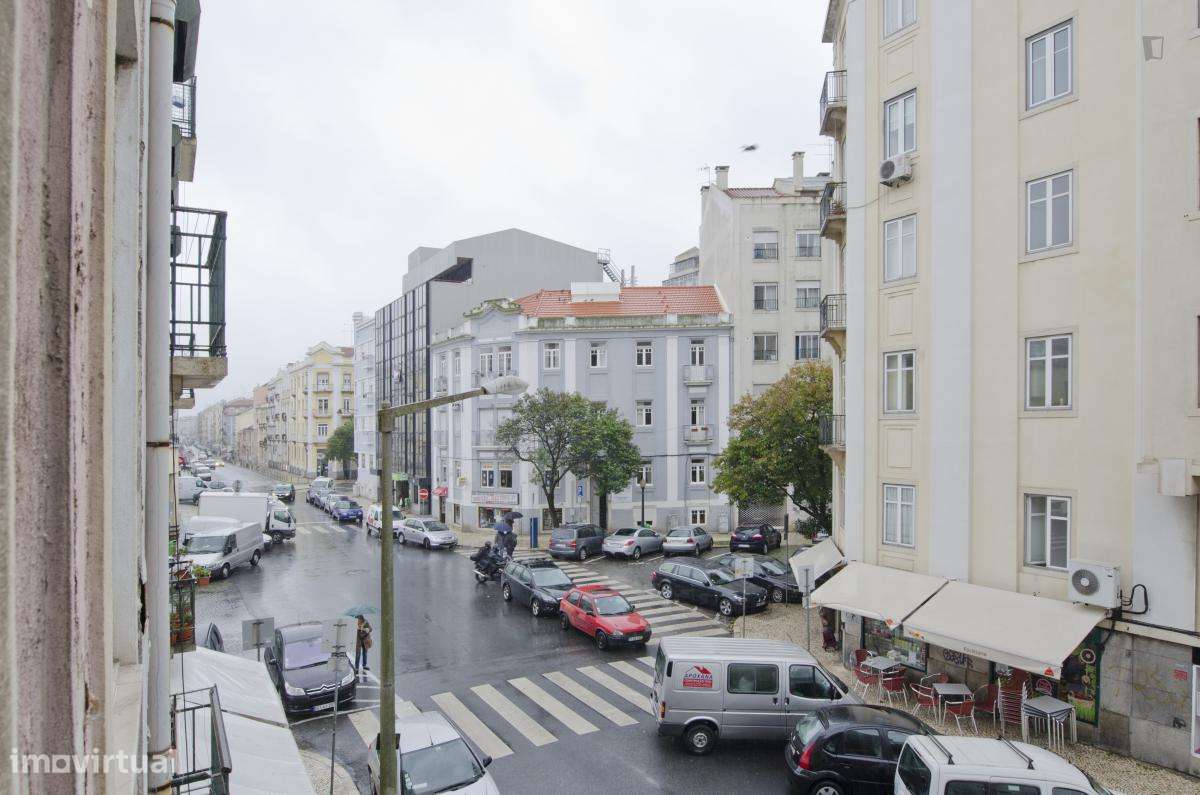Quarto - localizado em Alameda Lisbon - Grande imagem: 5/6