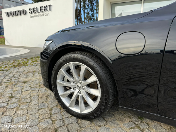 Volvo S90 2.0 T8 Momentum AWD Geartronic - 5