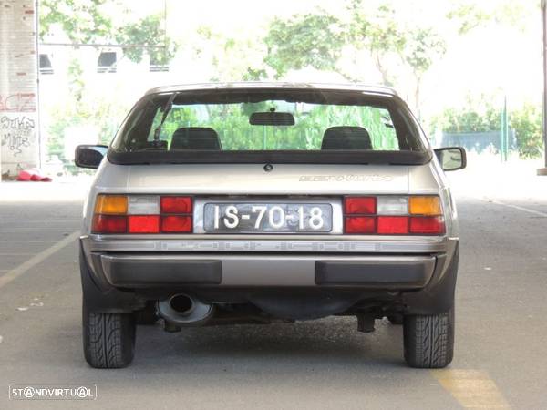 Porsche 924 - 12