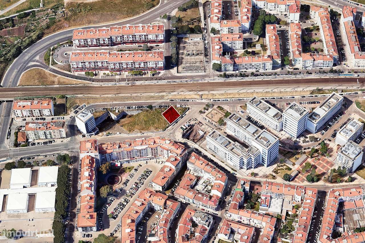 Terreno para constr. de prédio na urb. Villa Park, Amadora-14
