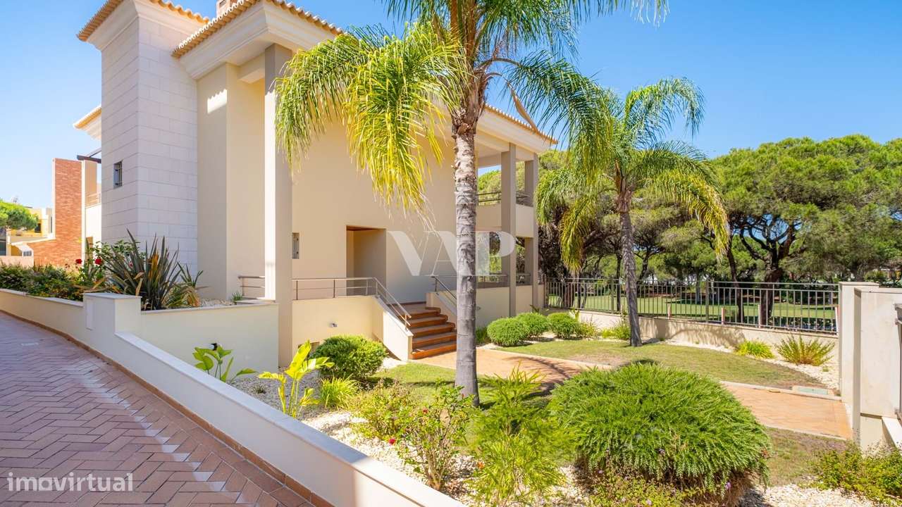 Moradia V4 1 Frente Golfe Em Condominio Fechado Vilamoura